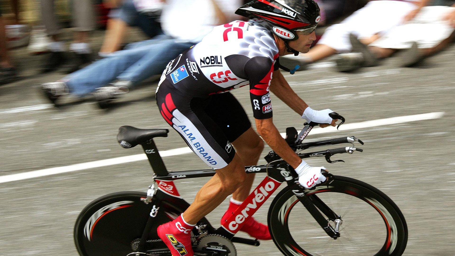 阿连德留守迈阿密国际在即,记者披露谈判进入关键阶段